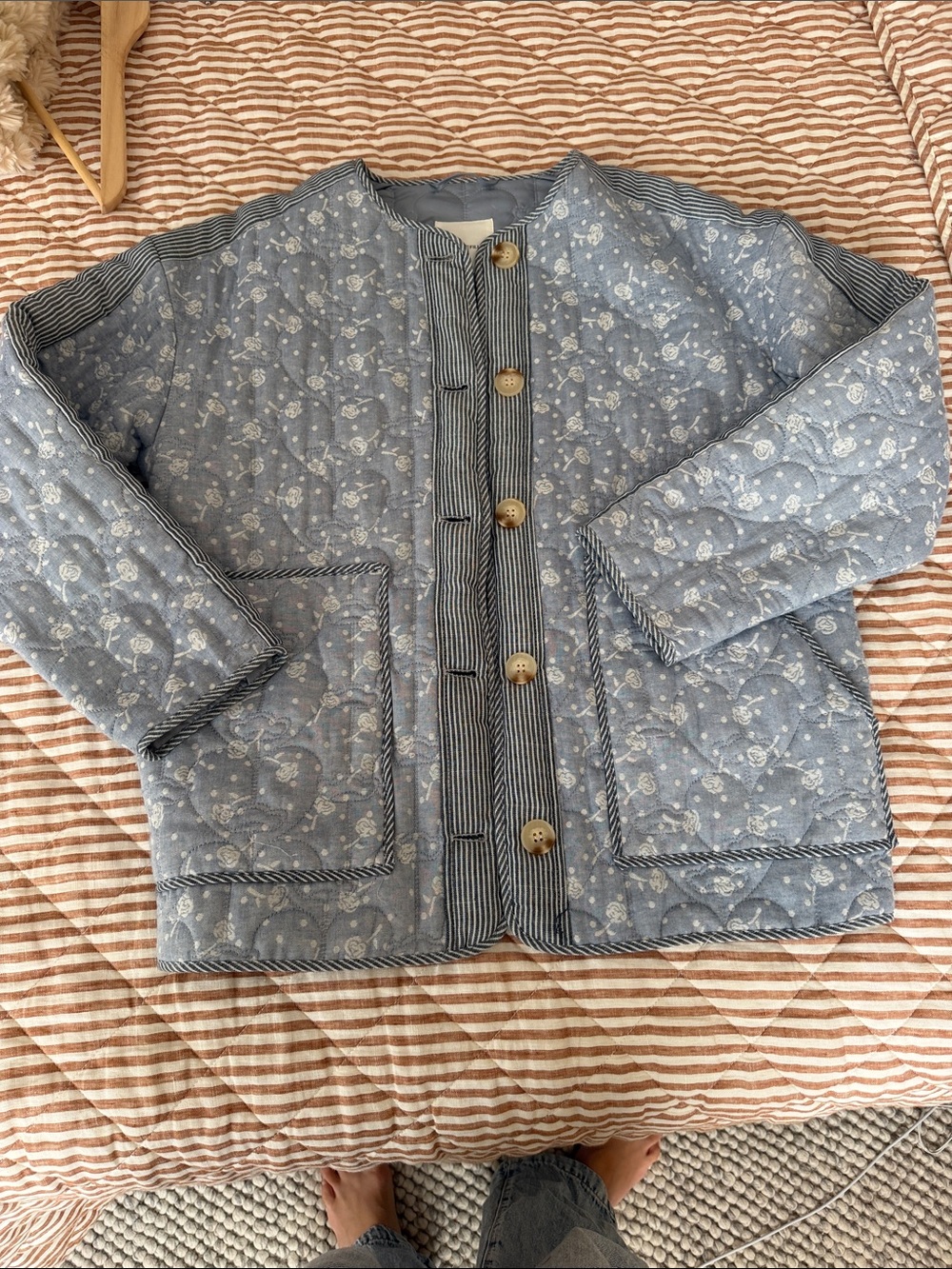 Avec Les Filles Powder Blue Quilted Floral Button Jacket